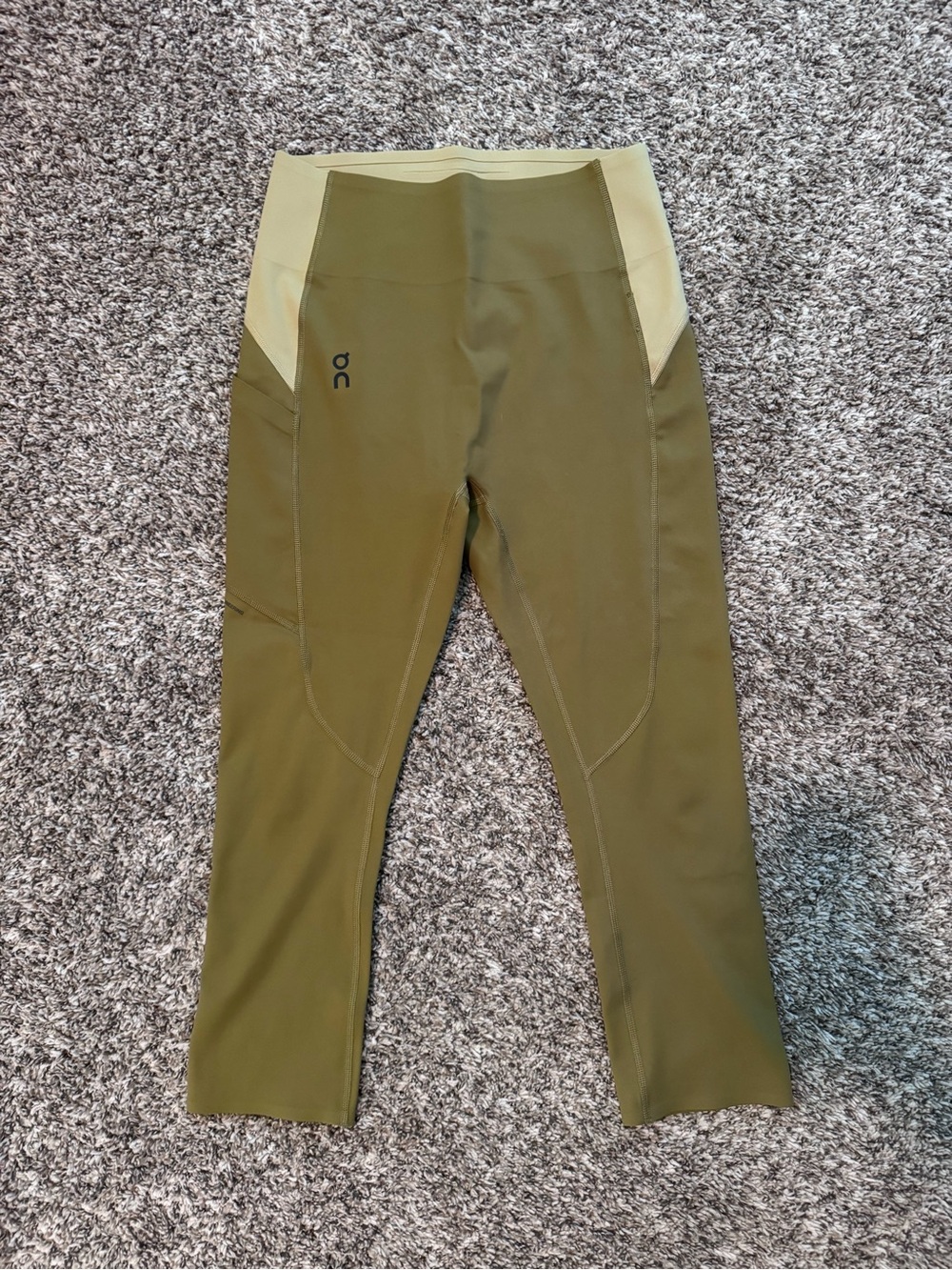 On Running Women’s Movement 3/4 Tights Olive